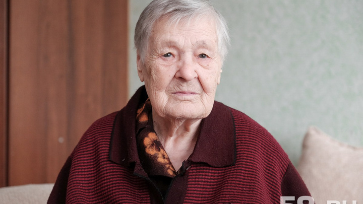 В Прикамье 90-летняя пенсионерка три года ждёт переселения из аварийного дома
