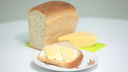 Россиянам порекомендовали есть меньше хлеба, колбасы и сыров