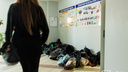 Тольяттинская школа, где нашли подозрительный телефон, возобновила работу