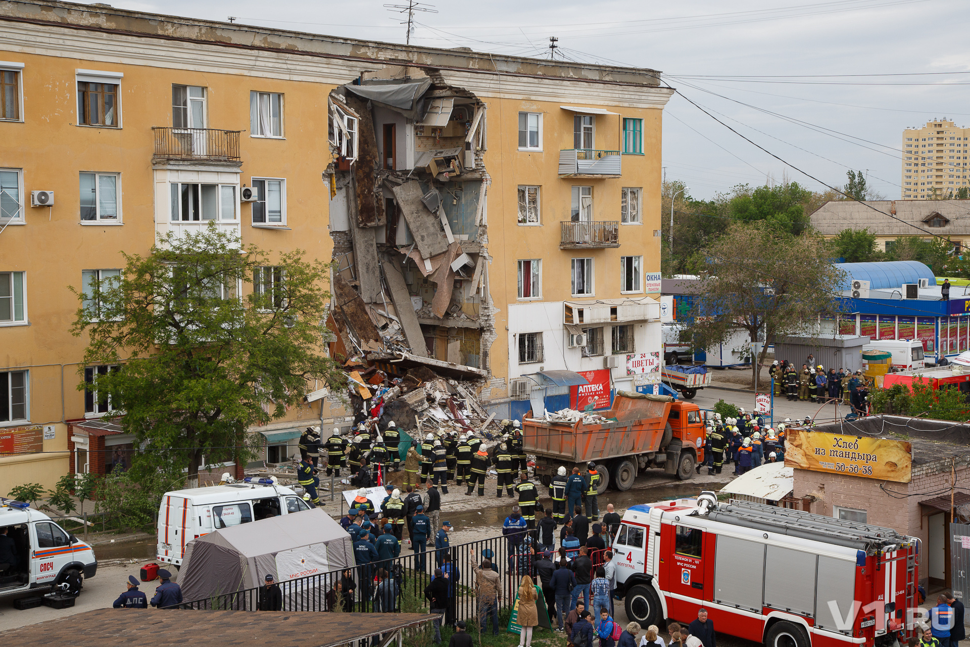 Волгоград без газа. Взрыв газа в Волгограде. Взрыв в Волгограде в Советском районе. Рухнувший дом от взрыва газа Волгоград. Взрыв газа Советский район.