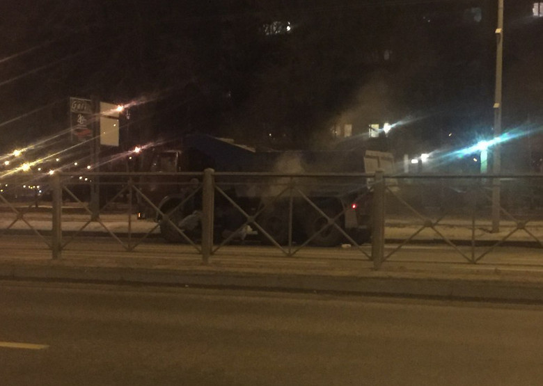 «КАМАЗ» на Пискарёвском проспекте