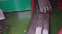 В Архангельске у жильцов деревянного дома больше месяца затоплен подъезд