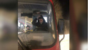 В Ярославле водитель автобуса не пустил в салон замерзающих пассажиров