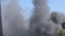 В Ростове горит автосервис на улице Черевичкина