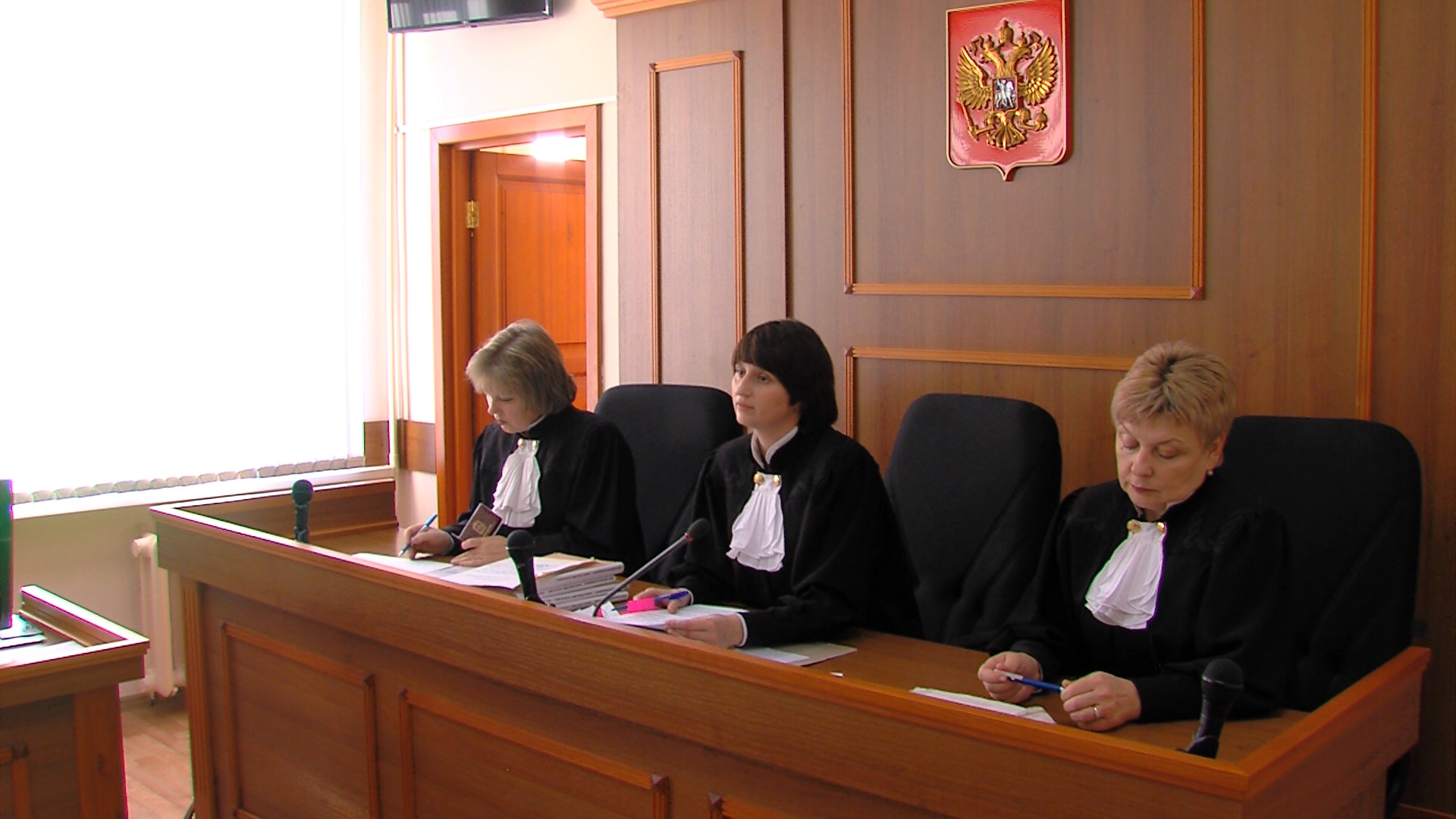 Судебная коллегия не смогла найти документов перинатального центра в госархиве