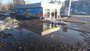 В Самаре талые воды подтопили вход на станцию метро «Московская»