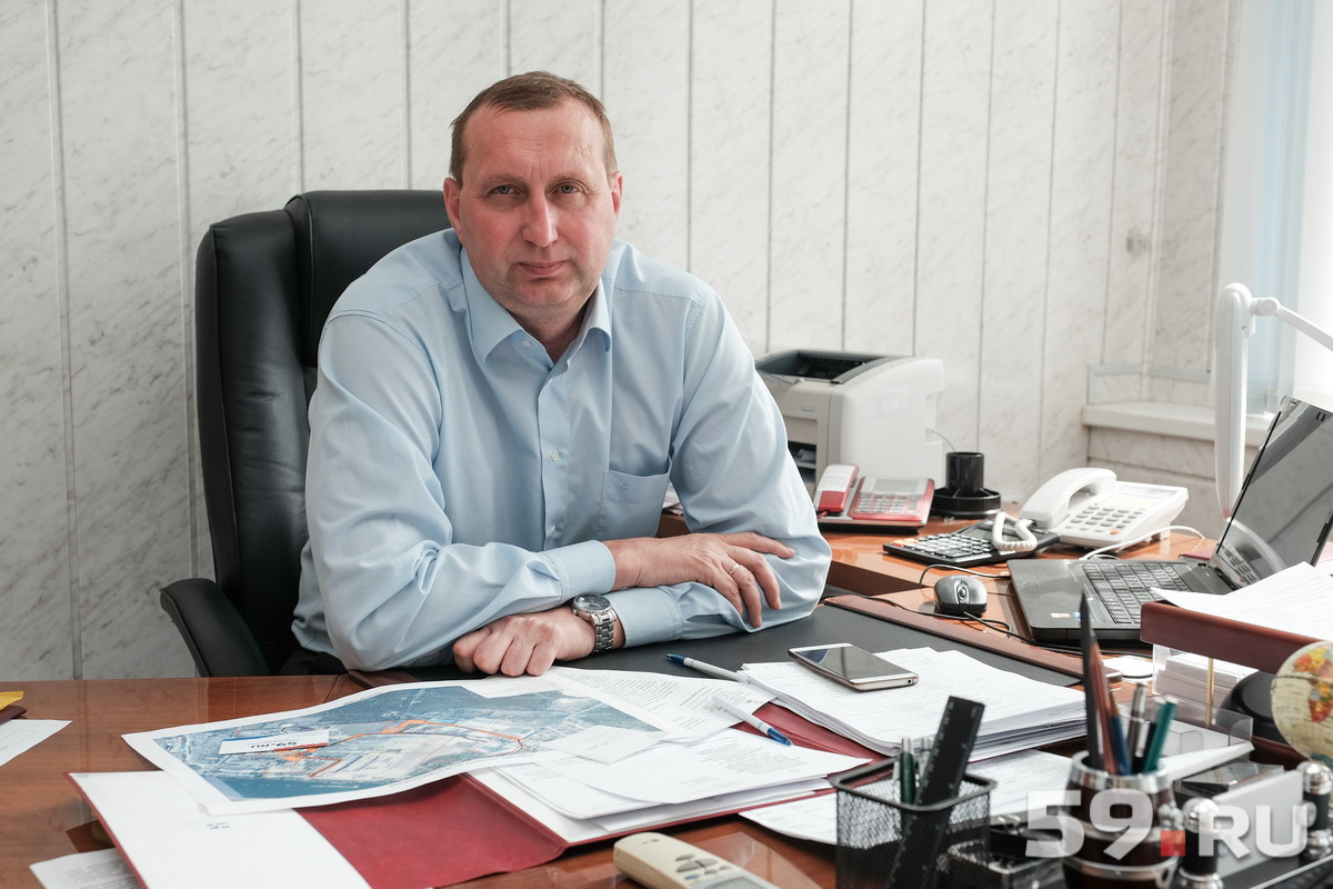 Вадим Таций говорит, что обязан соблюдать очередность. В городе есть люди, у которых решение суда было принято раньше. Вадим Таций говорит, что обязан соблюдать очередность. В городе есть люди, у которых решение суда было принято раньше.