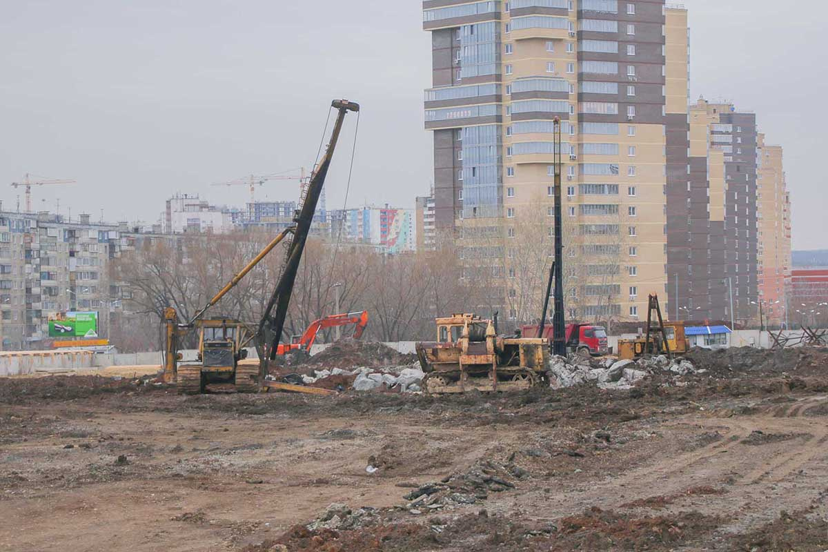 Строительство по улице Чичерина началось осенью 2017 года