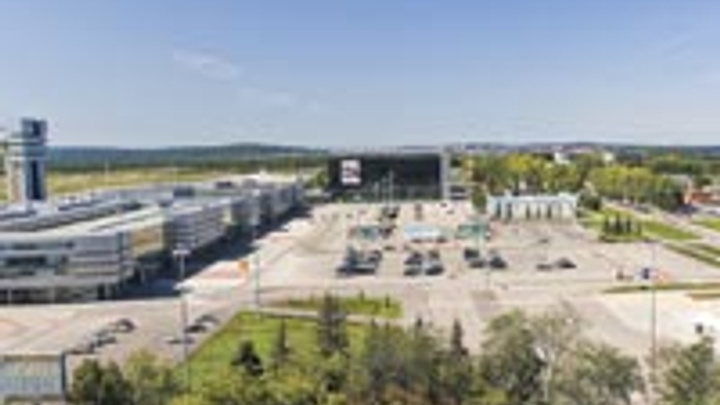 Длительная парковка аэропорта Кольцово к лету увеличена вдвое