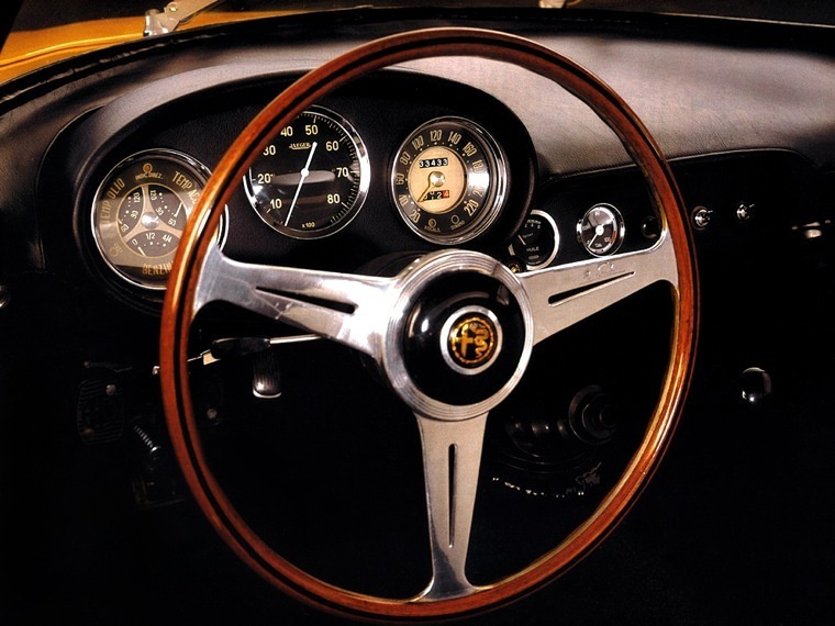 Alfa Romeo Giulietta old