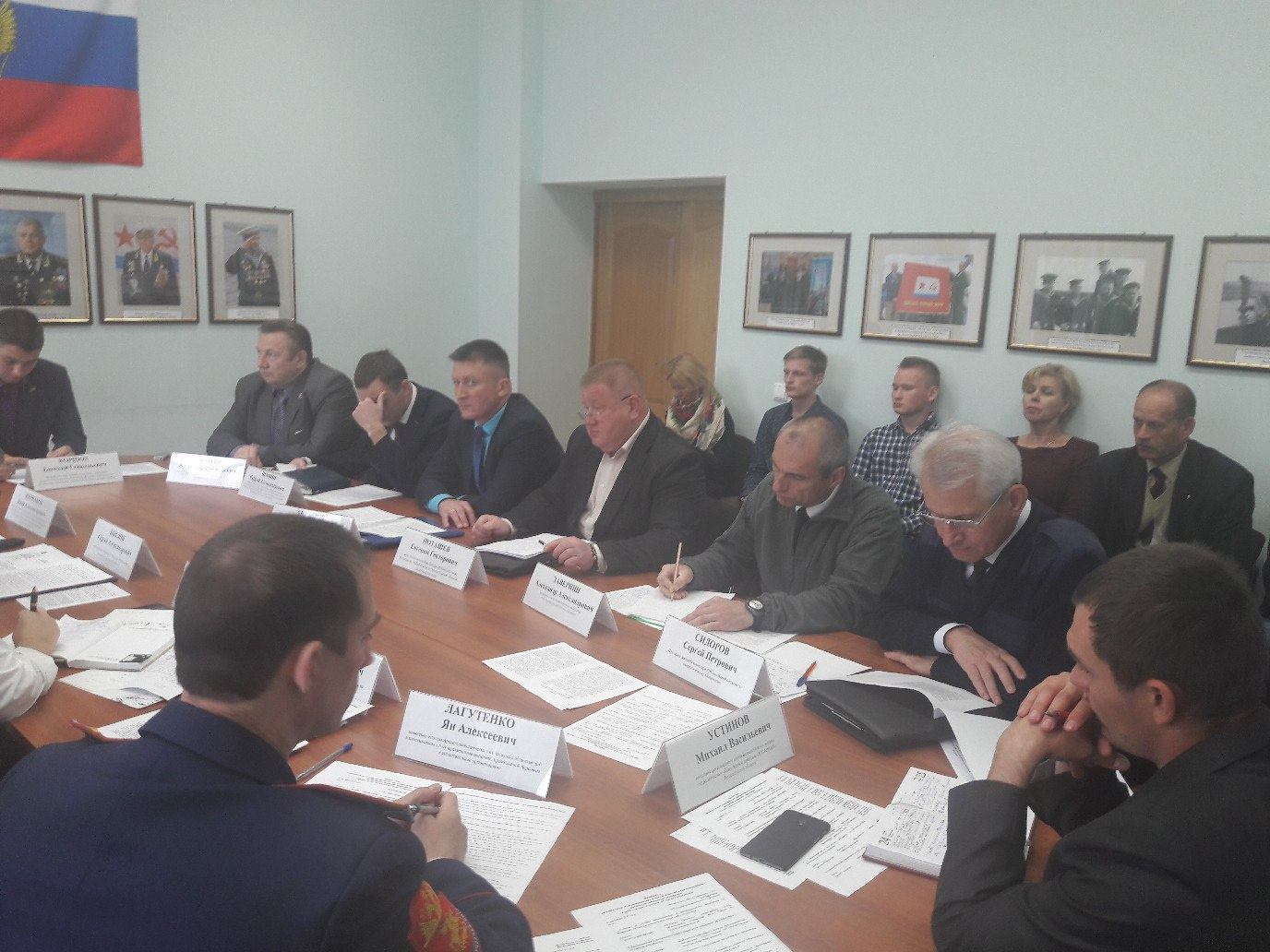 Как бороться с экстремизмом, обсудили сегодня на круглом столе в Архангельске представители ведомств