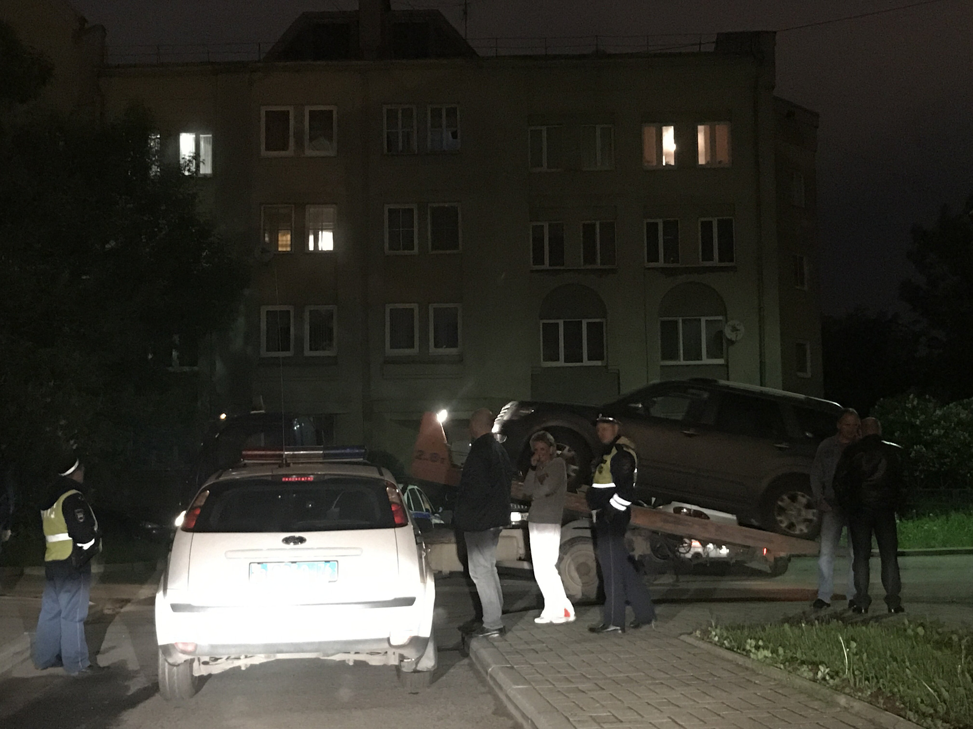 За этим внедорожником гаишникам пришлось гнаться За этим внедорожником гаишникам пришлось гнаться
