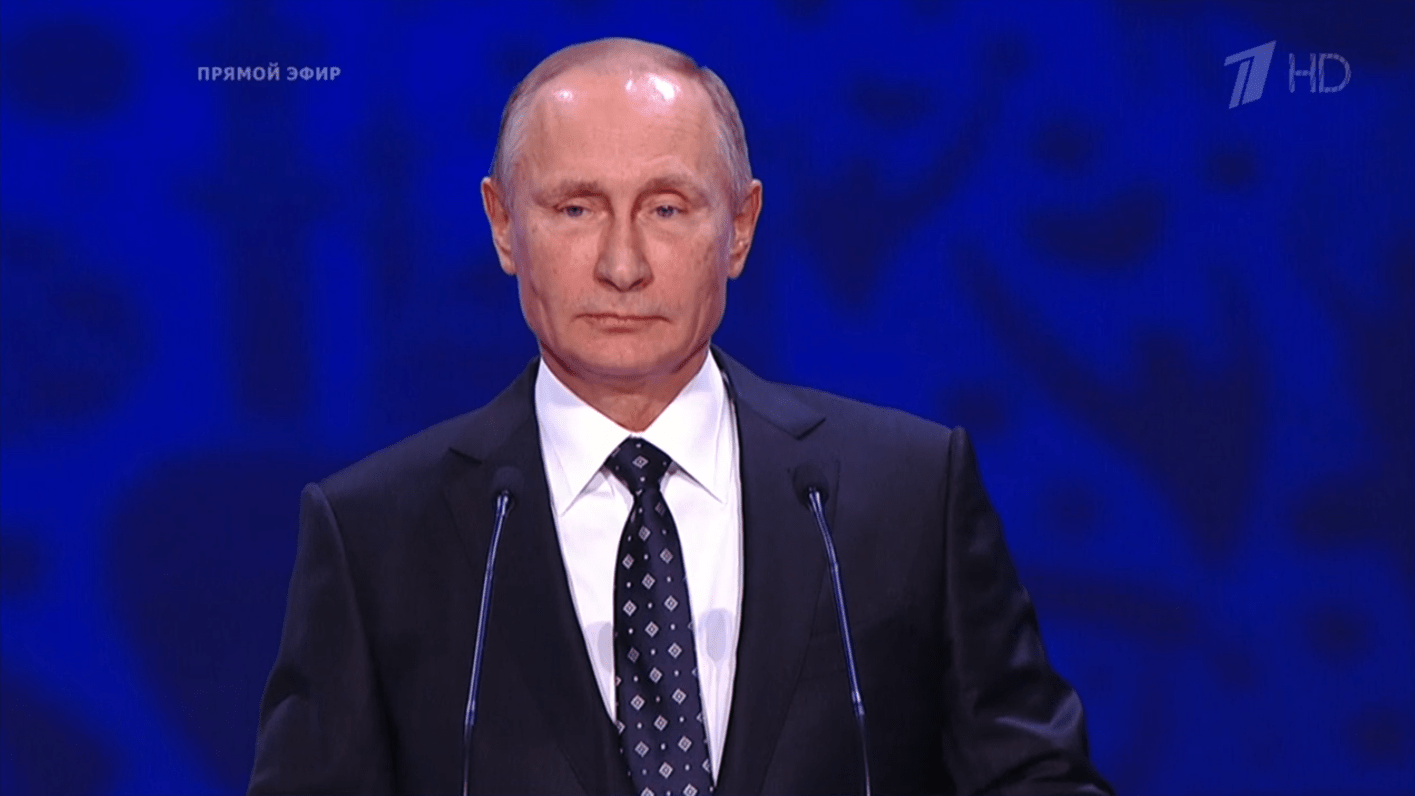 Владимир Путин всех болельщиков пригласил в Россию в 2018 году