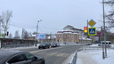На перекрестке у первой городской больницы Архангельска установили светофор