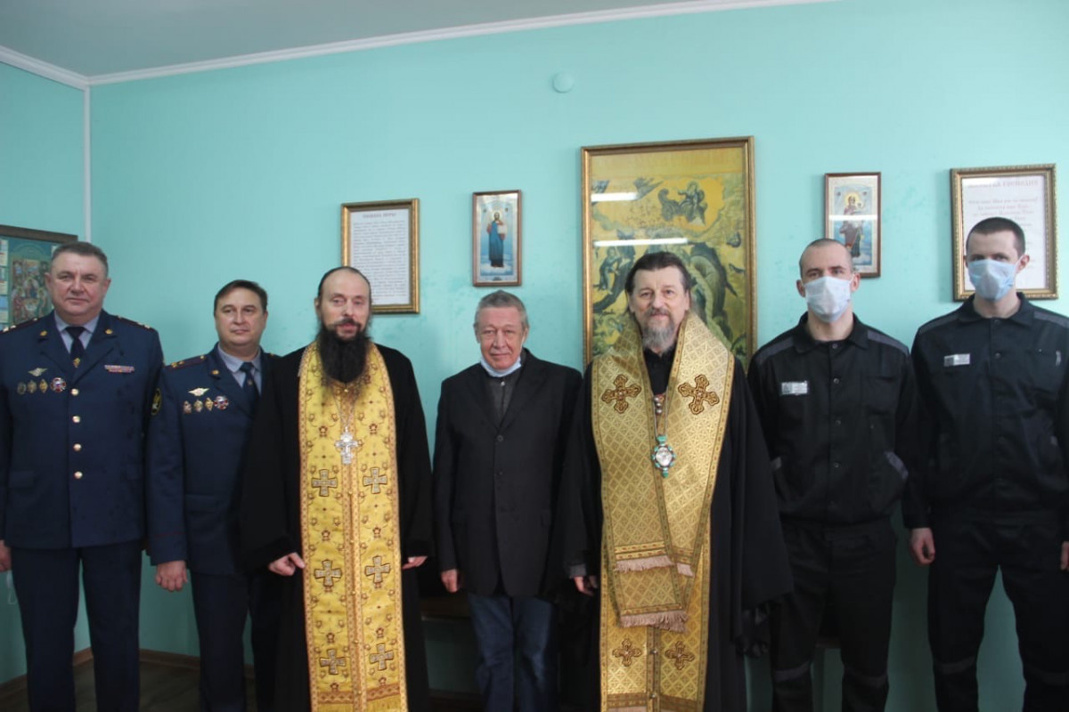 В УФСИН объяснили, почему в СИЗО к Ефремову священники пришли без масок