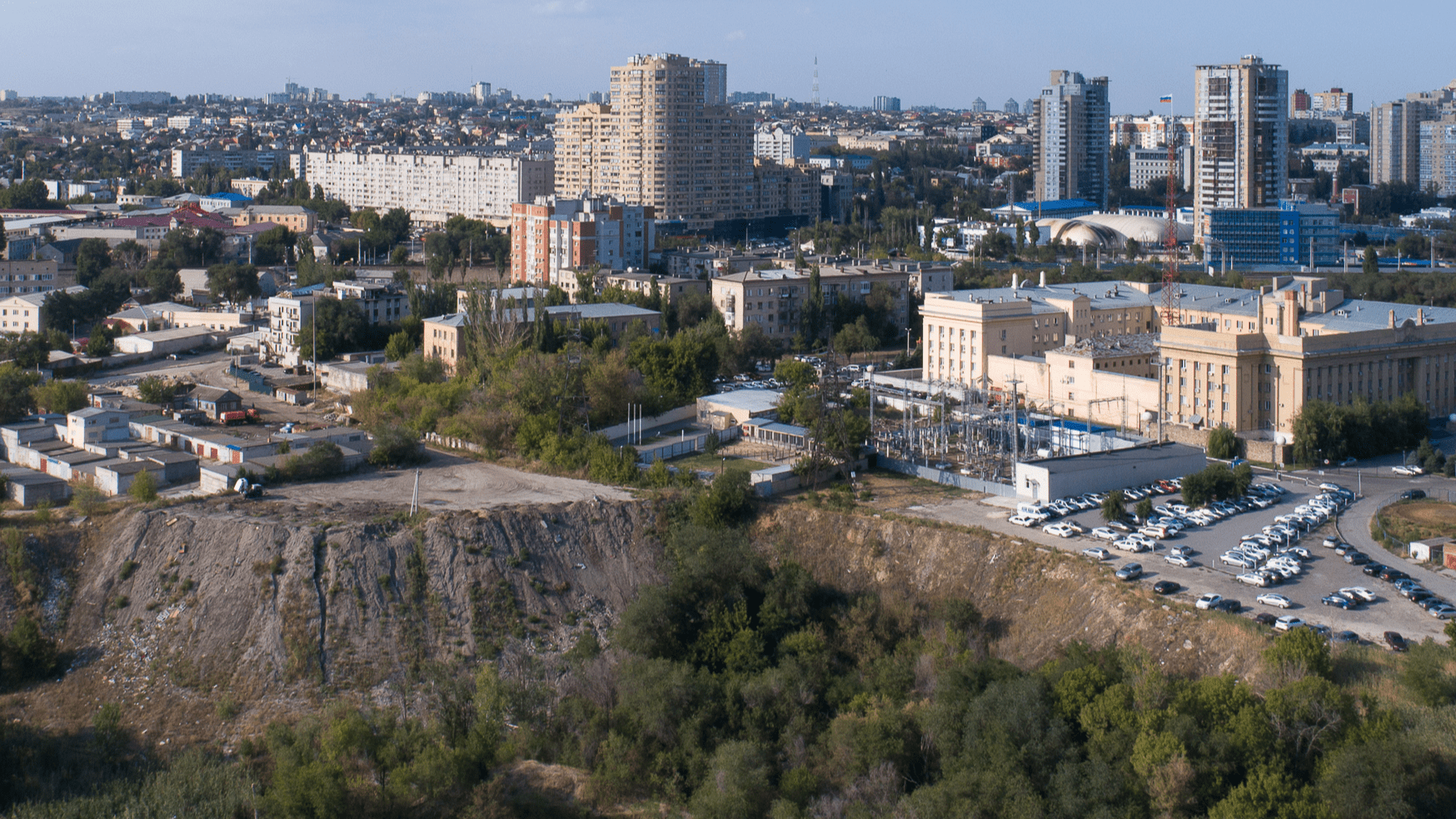 Время в волгограде сейчас. Бункер Волгоград. Пойма реки царица. Волгоград река. Технопарк Пойма царицы.