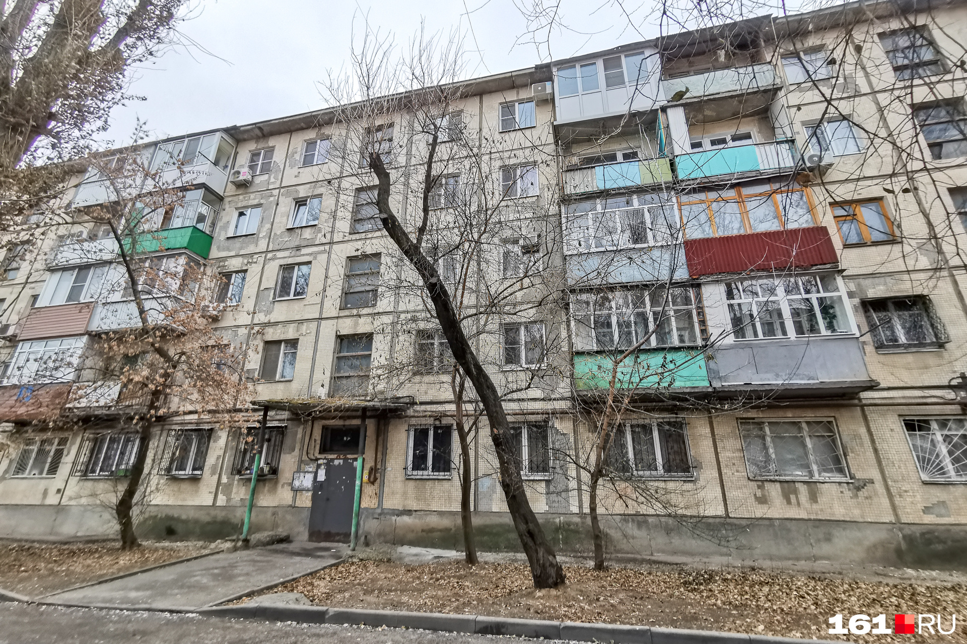 Дом 1963 года постройки находится в Пролетарском районе Ростова Дом 1963 года постройки находится в Пролетарском районе Ростова