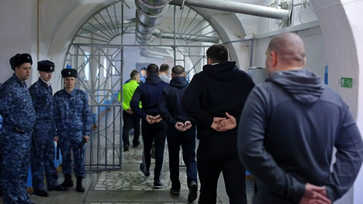 Красноярским заключенным купили сигарет на 42 миллиона рублей