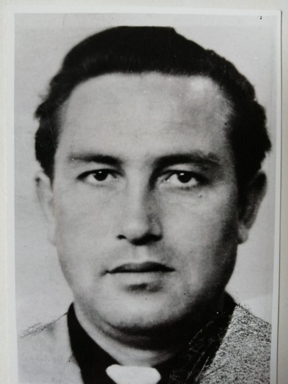 Николай Бельков родился 6 ноября 1929 года под Иркутском, но после окончания техникума переехал в Новосибирск