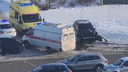 Два человека попали в больницу после столкновения четырех автомобилей в Челябинске