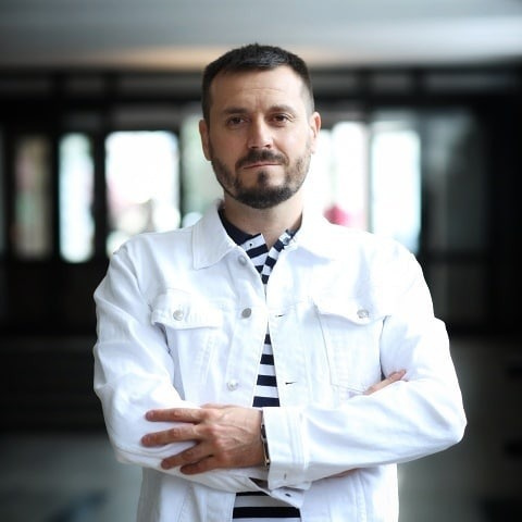 Директор финансовой компании и сети ресторанов Виктор Лебедев рассказал, что часть проектов уже пришлось заморозить Директор финансовой компании и сети ресторанов Виктор Лебедев рассказал, что часть проектов уже пришлось заморозить