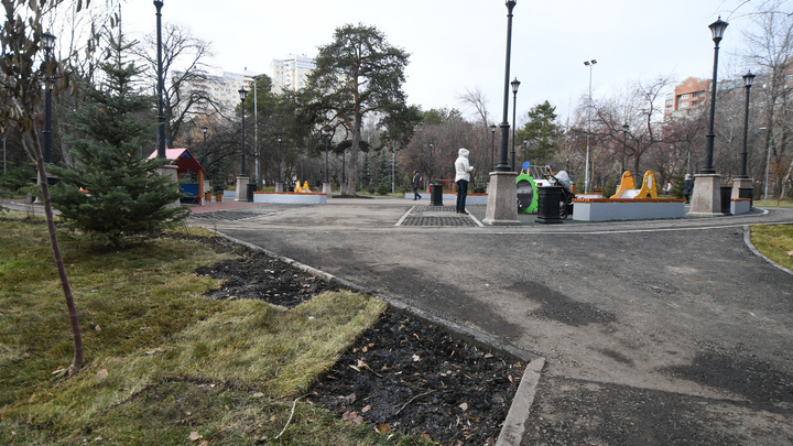 «Хоть закрывай парк и никого не пускай»: как выглядит Зеленая Роща после реконструкции