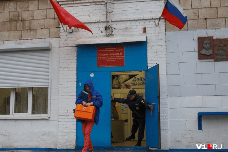 Родители Ильи Микулина уверены, что медики могли спасти их сына Родители Ильи Микулина уверены, что медики могли спасти их сына