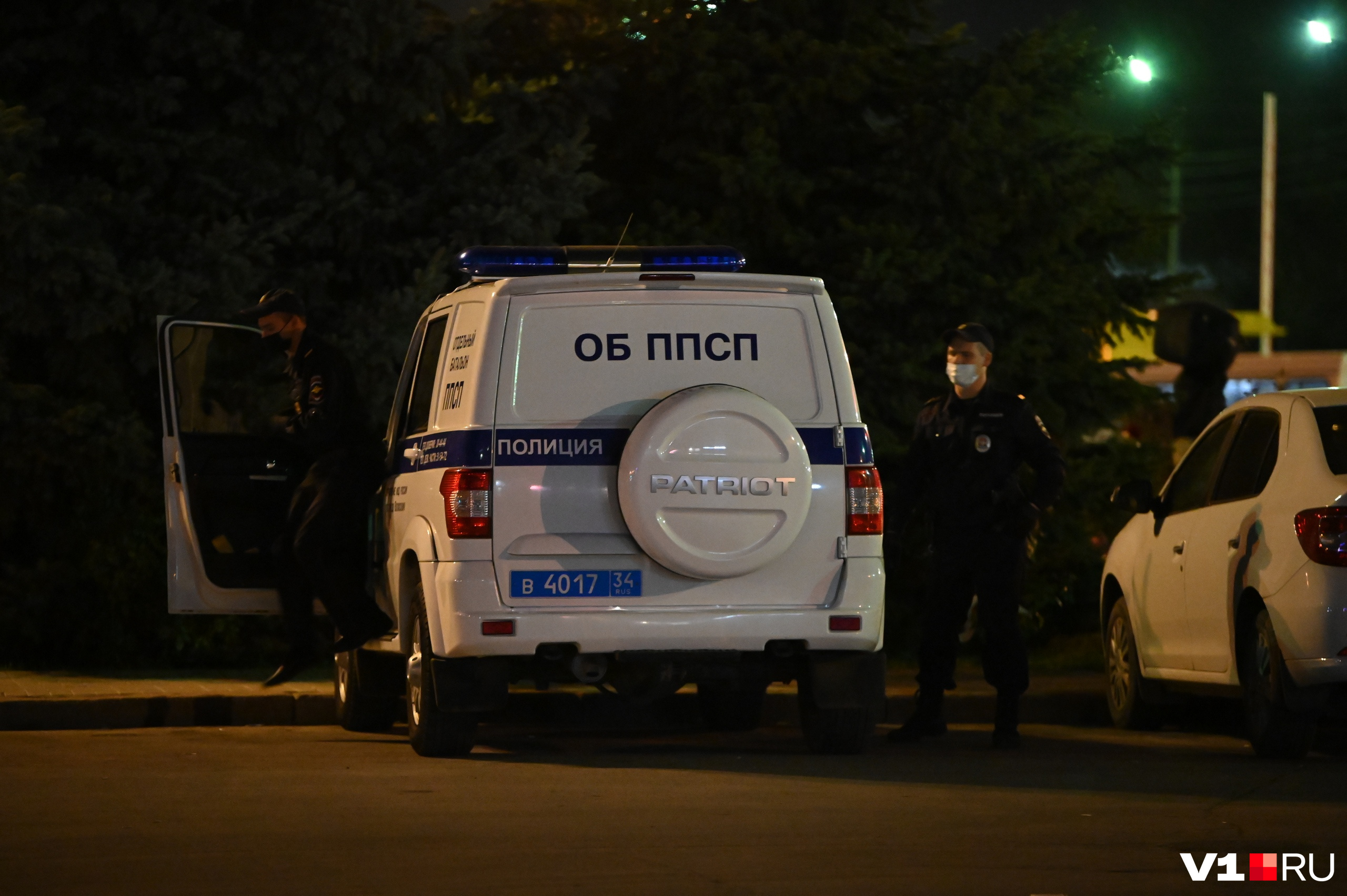 Полицейских к 20:00 было совсем немного Полицейских к 20:00 было совсем немного