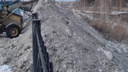 «20 КАМАЗов прямо в реку»: в Благодатово пожаловались на вывоз снега из посёлка на берег Миасса