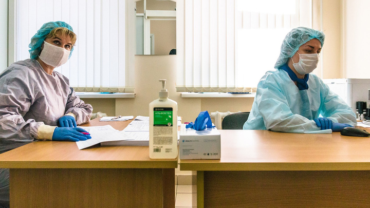 Челябинские депутаты одобрили доплаты врачам, работающим с «ковидными» пациентами