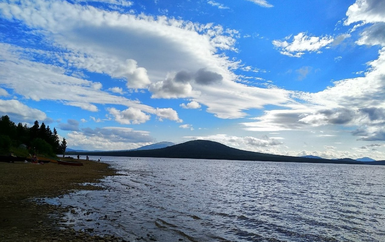 Озеро Зюраткуль — самое высокогорное на Южном Урале, его прозвали уральской Рицей