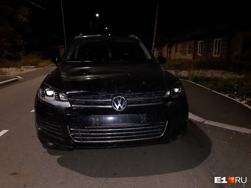 15-летнюю девушку сбил пьяный водитель внедорожника Volkswagen Touareg 15-летнюю девушку сбил пьяный водитель внедорожника Volkswagen Touareg