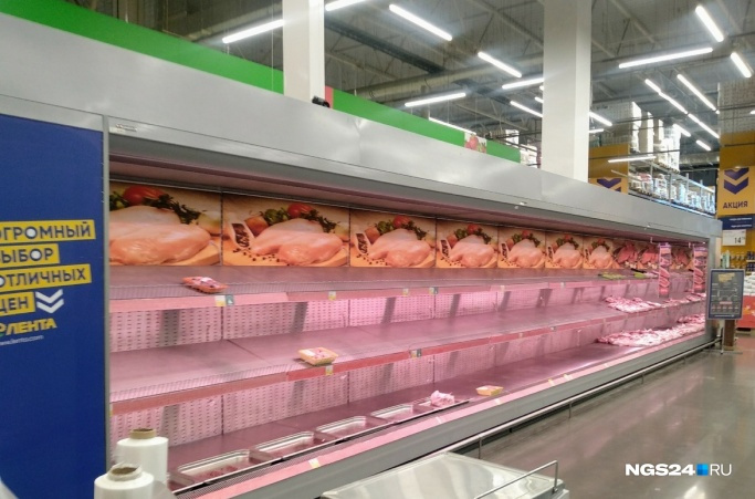 В основном скупают крупы, муку, молочку и курицу В основном скупают крупы, муку, молочку и курицу