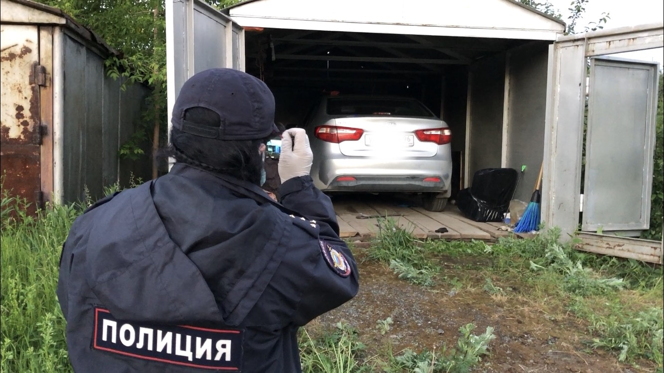 Похищенные автомобили хранились в гараже-отстойнике