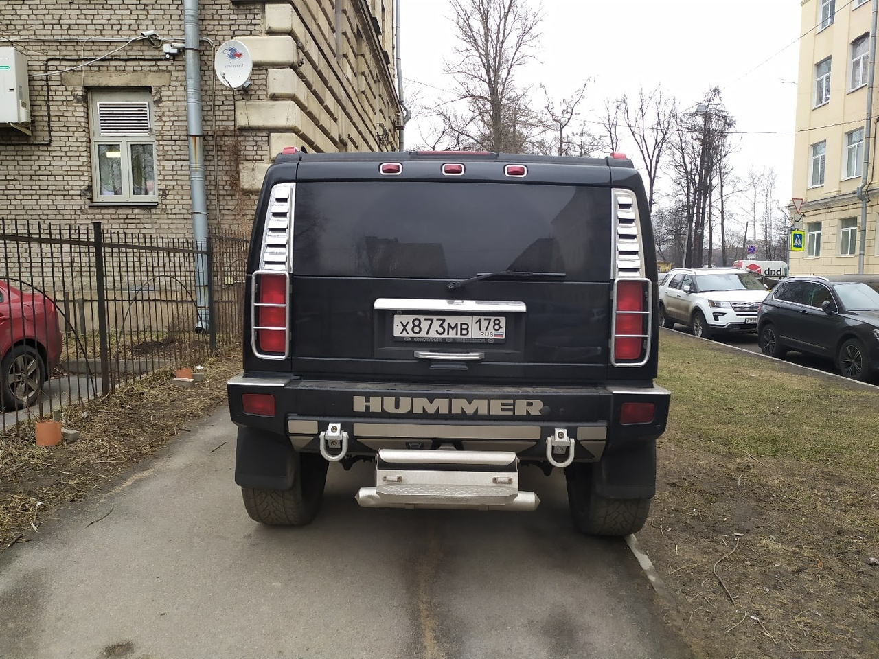 Хаммер санкт петербург. Hummer h2 2007 2009. Хам на хаммере. Hummer h2 2009. Хаммер н1.
