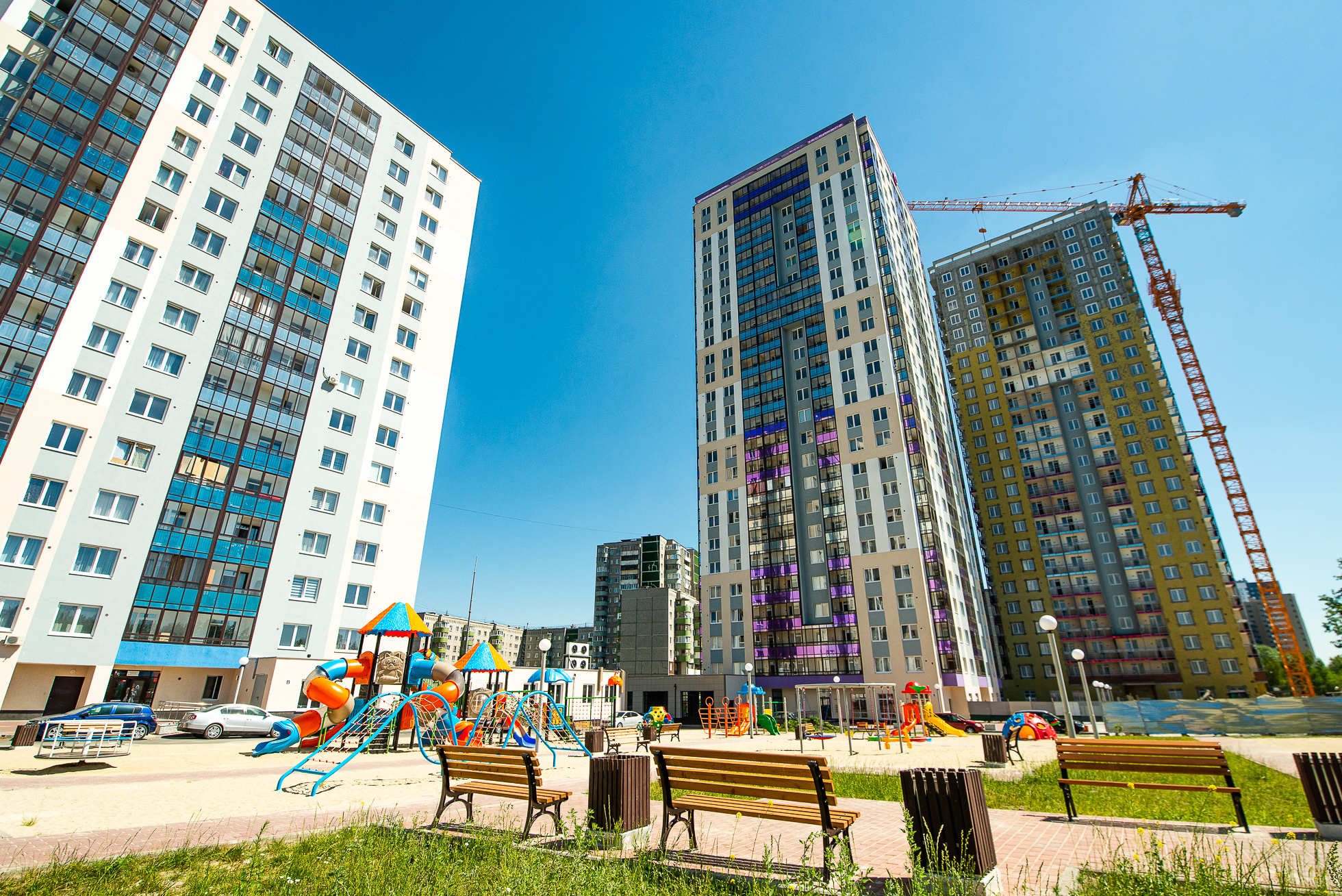 В среднем на строительство одного 25-этажного одноподъездного дома у ГК «Ривьера Инвест Екатеринбург» уходит 12 месяцев и 800 млн рублей 