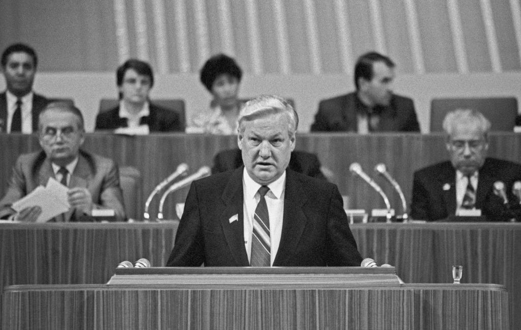 выступление Ельцина при выходе из КПСС