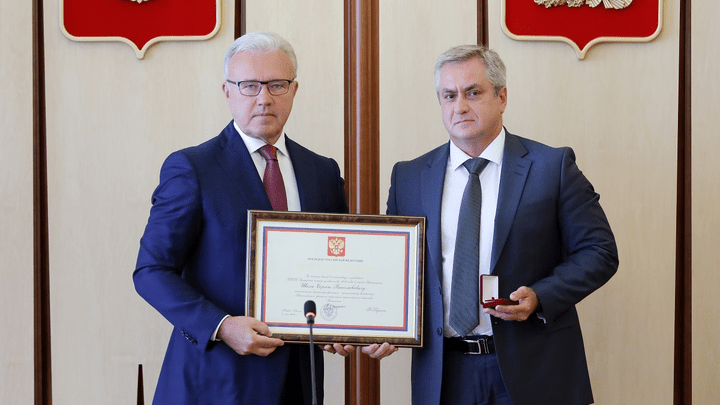 Топ-менеджер «Ростелекома» в Красноярске получил почетную грамоту от президента РФ