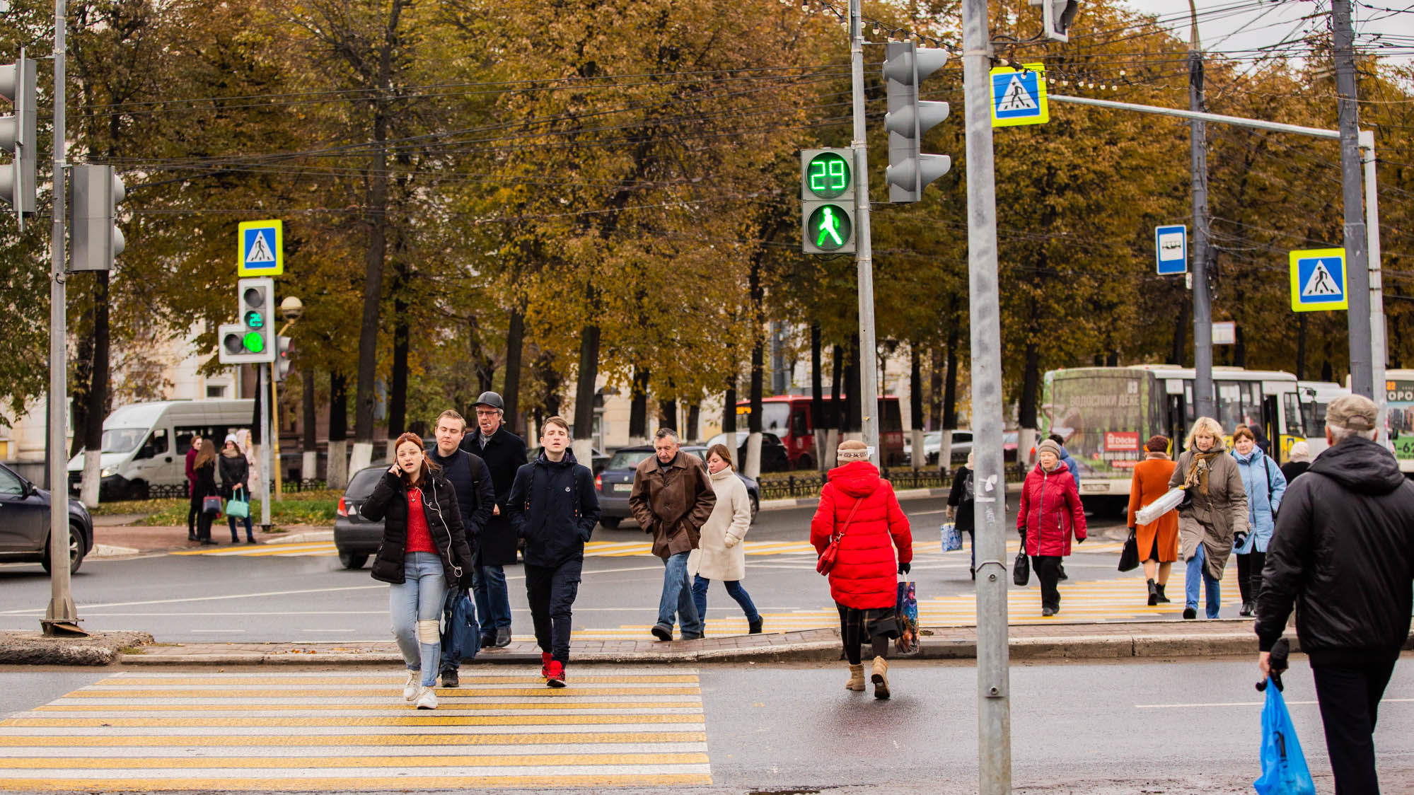 «Гибнут на перекрестках»: урбанист предложил сделать дороги Ярославля, как в Швеции