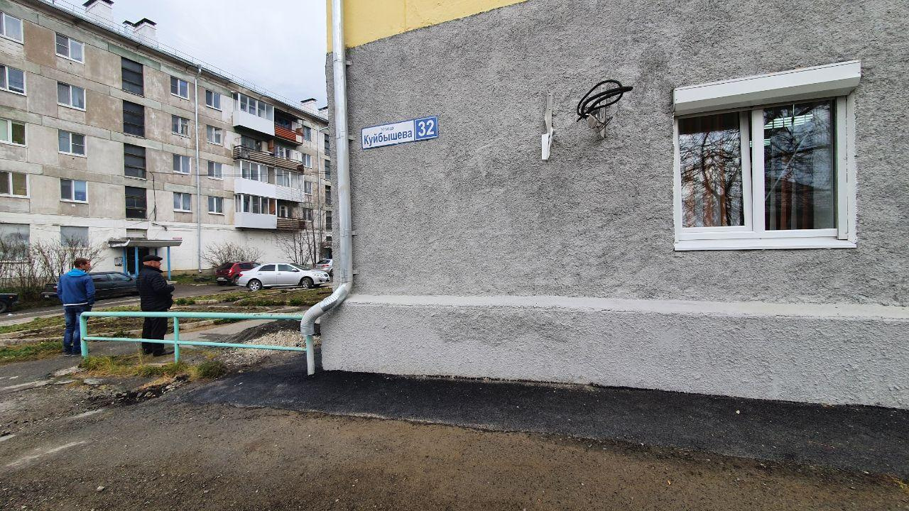 Тот самый дом, где полгода держали девочку в шкафу Тот самый дом, где полгода держали девочку в шкафу