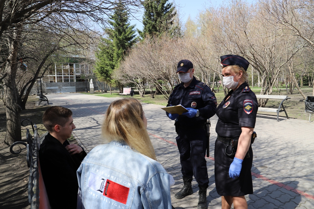 Полицейские готовят рейд по паркам и скверам