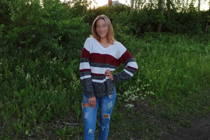 Девочка, судя по фотографиям в социальных сетях, радовалась жизни Девочка, судя по фотографиям в социальных сетях, радовалась жизни