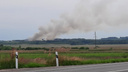 Дым виден за километры: в Ярославской области загорелся мусорный полигон