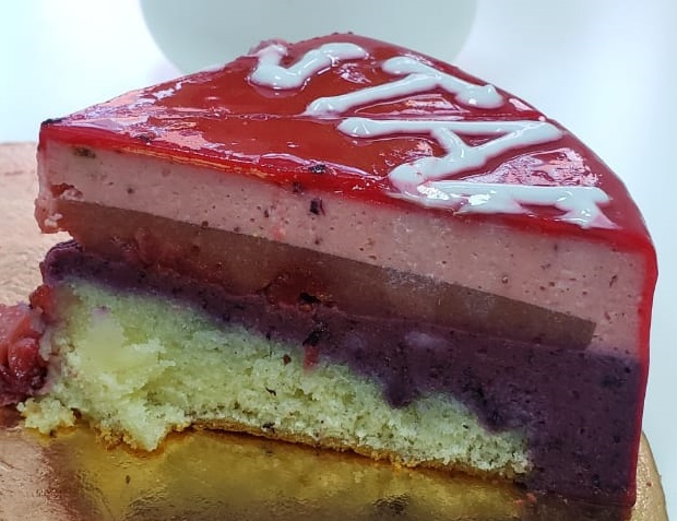 Шоколадный бисквитный торт. Стих про вкусный торт. Наивкуснейший торт как пишется. Наивкуснейший торт как пишется. Наивкуснейший торт как пишется.