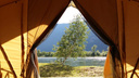 Отель в Горном Алтае предложил отдохнуть за 500 тысяч в палатках. Как это возможно?