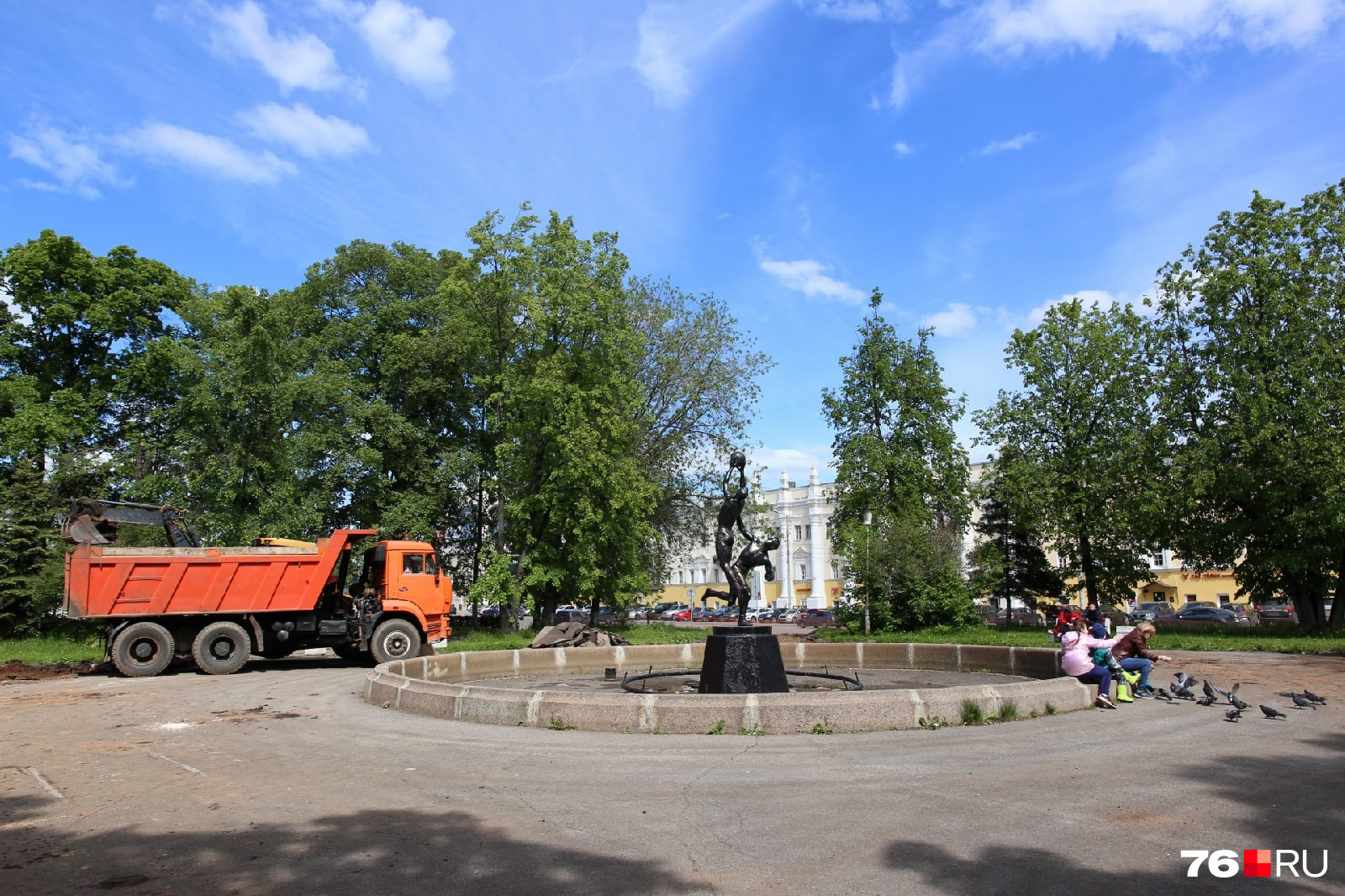 Площадь труда в ярославле