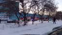 «Пламя вырвалось в виде факела»: в автосалоне на Северо-Западе Челябинска произошел пожар