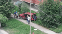 «Отбросило на пешеходную дорожку»: в Ленинском районе столкнулись Subaru и Chevrolet, есть пострадавшие