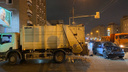 «Вел себя агрессивно»: водитель BMW врезался в иномарку и мусоровоз в центре Новосибирска
