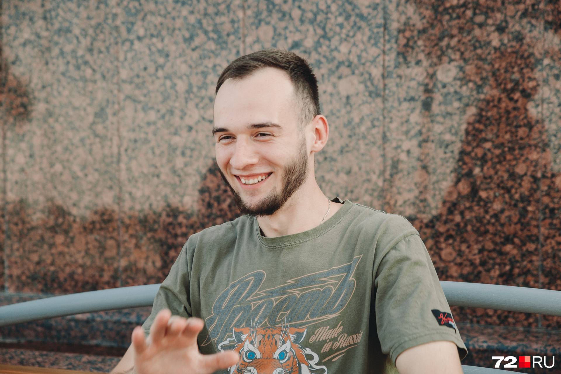 Никита предпочитает живое общение, но не прочь иногда позависать на популярных сайтах знакомств Никита предпочитает живое общение, но не прочь иногда позависать на популярных сайтах знакомств
